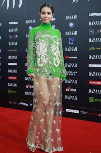 娱乐吃瓜女明星走红毯